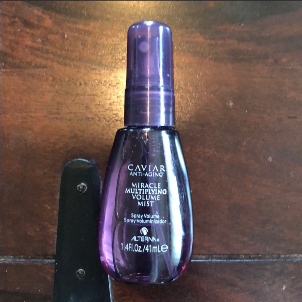 4/$15 Alterna caviar anti-aging volume mist